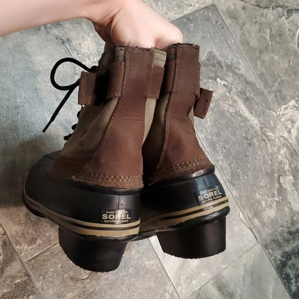 Sorel fancy lace